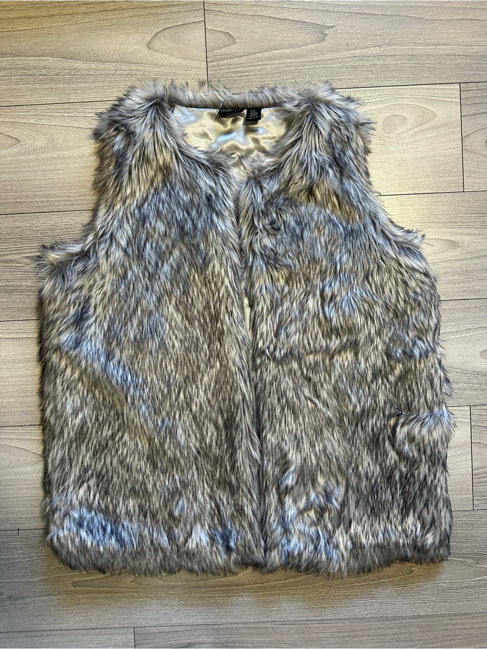 Rachel Zoe Faux Fur Vest With Pockets Womenโs Size 2X in Gray